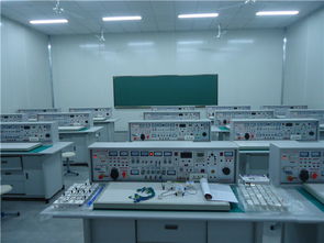 中國人民解放軍總參謀部信息化部直屬工廠職業技術學校實訓風采 聚焦職業技能培訓